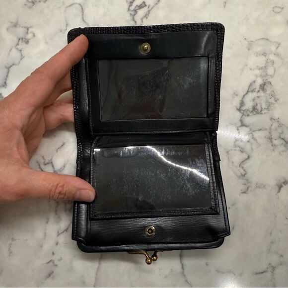 Elegant vintage Black lizard and Gold with ruby crystal Clasp Wallet - Picture 8 of 11